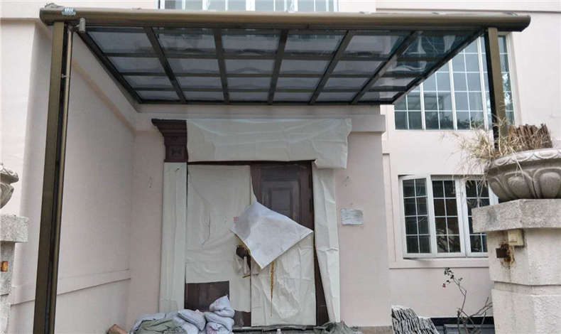 入戶門雨棚安裝幾個要點