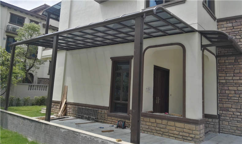 至尊卡爾車棚雨棚近期有哪些改進？