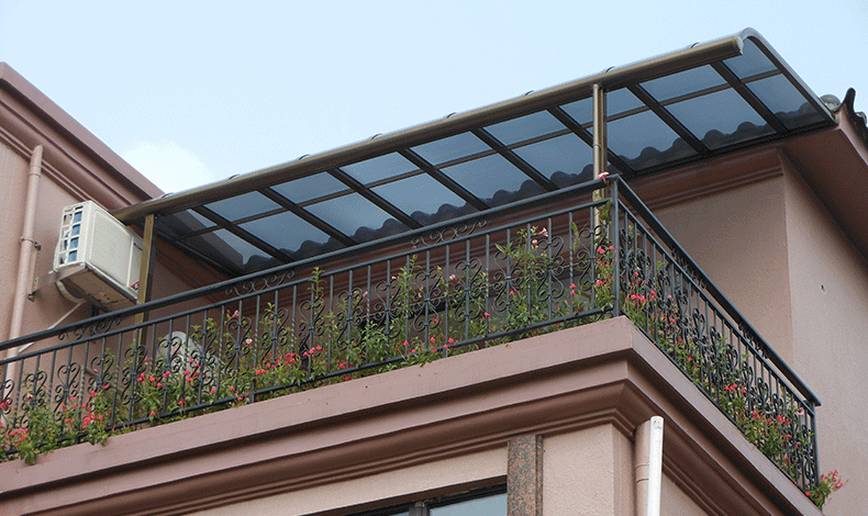 鋁合金車棚骨架相比傳統鋼結構有什么優勢?