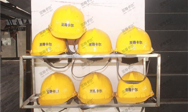 至尊卡爾教你如何選擇汽車棚技巧，安裝汽車棚前必看！