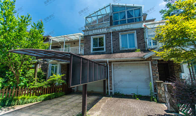 鋁合金車棚受到大家普及的原因有哪些？——至尊卡爾