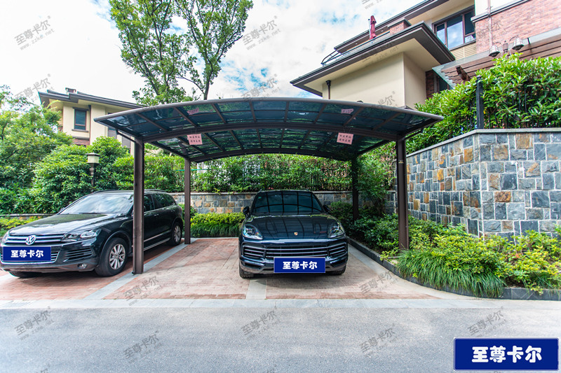 現(xiàn)在北京鋁合金車棚價(jià)格多少錢一平？