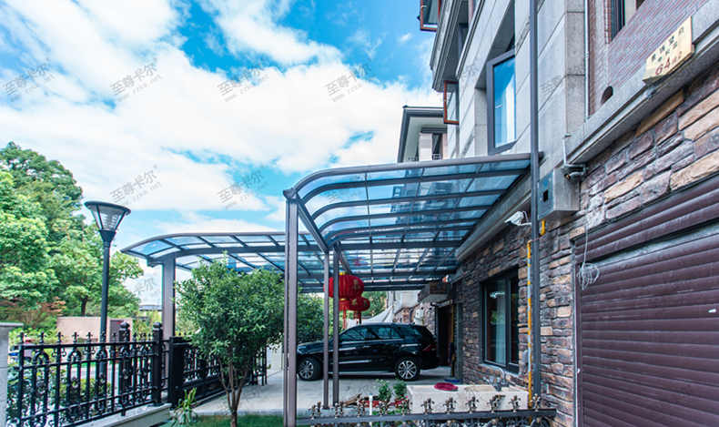 比起價格、至尊卡爾更注重質量與服務！