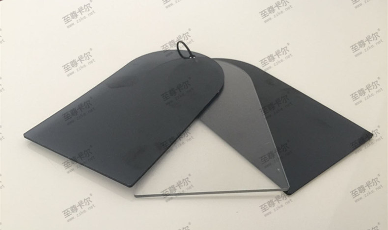 搭建雨棚是用耐力板好還是陽光板好？