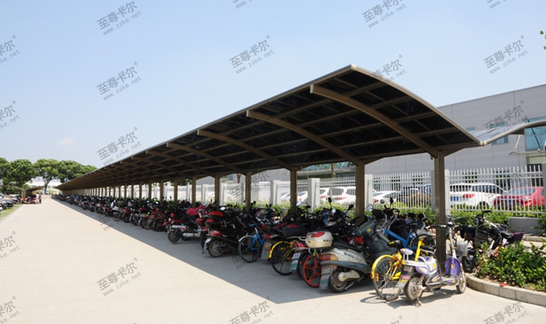 電動(dòng)車(chē)充電車(chē)棚類(lèi)型有哪幾種？用耐力板車(chē)棚做有哪些優(yōu)勢(shì)呢？