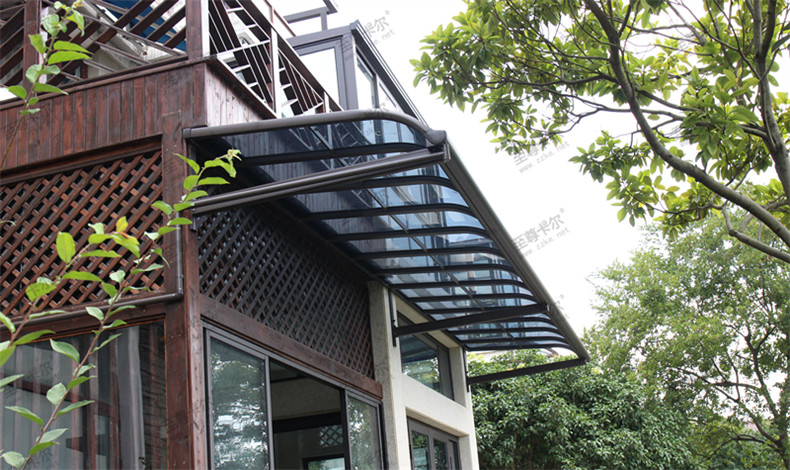 定做遮陽雨棚使用什么材質好？