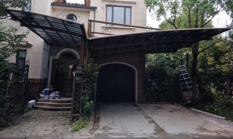 為什么不建議你做膜結(jié)構(gòu)車棚，看完這篇文章你就明白了。