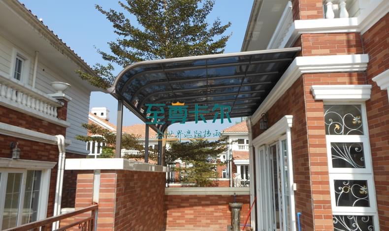 雨棚定制廠家哪家好？附近做雨棚的聯系方式？