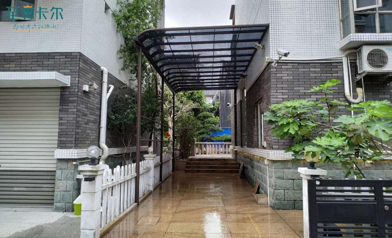 鋁合金雨棚圖片和價格？