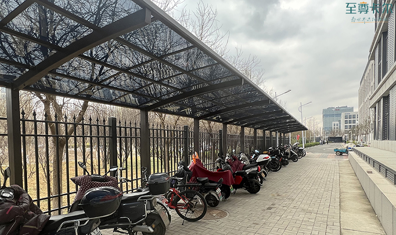 充電電動車棚圖片？小區充電樁車棚圖片？